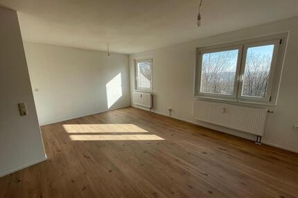 Ruhige 3-Raum-Wohnung in Apolda – Saniert