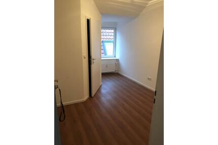 1-Zimmer-Wohnung - 300,00&nbsp;EUR Kaltmiete, ca.&nbsp; 14,00&nbsp;m&sup2; in Hameln (PLZ: 31785)