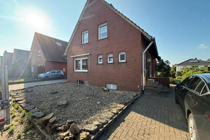 Einfamilienhaus mit 2 Garagen & großem Garten – mit Potenzial zur - Rheine Gellendorf