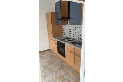 Schöne helle 2 Zimmerwohnung mit Einbauküche zu vermieten - Bad Brückenau