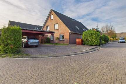 **Mehrfamilienhaus mit vier Wohnungen in Toplage** - Husum