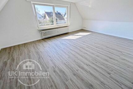 Frisch sanierte 2,5-Zi-Whng im Dachgeschoss mit Gartenidylle - Frankfurt am Main Bonames