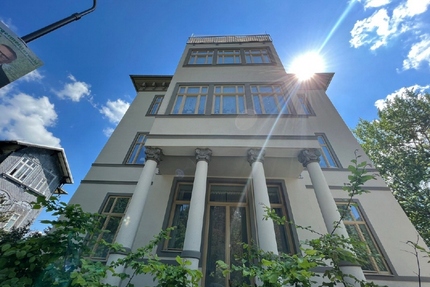Familien aufgepasst - 850,00&nbsp;EUR Kaltmiete, ca.&nbsp; 97,60&nbsp;m&sup2;&nbsp;Wohnfl&auml;che in Friedrichroda (PLZ: 99894) Alexandrinenstraße 6