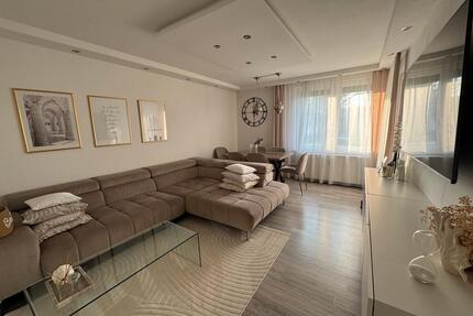 Eigentumswohnung Erdgeschoss, Balkon, Einbauküche und Möbliert - Salzgitter