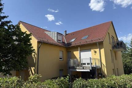 Stilvolle 3-Zimmer-Dachgeschosswohnung mit Galerie und Balkon in Bestlage! - Regensburg Kumpfmühl-Ziegetsdorf-Neuprüll