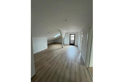 Attraktive Dachgeschoss Wohnung - Stammham