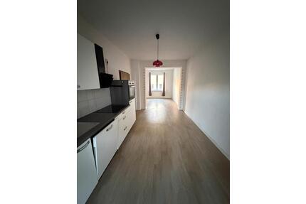 Charmante 1-Raum-Wohnung mit Balkon in Schweriner Feldstadt