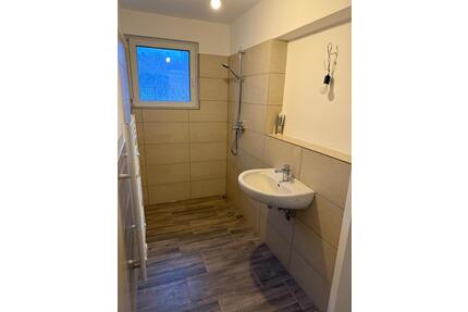 Erstbezug nach Sanierung: Moderne 3 Zi.-Wohnung in ruhiger Lage mit Wärmepumpe - Goslar Jürgenohl