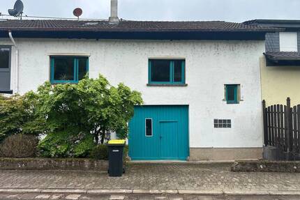 Charmantes Bauernhaus - 149.900,00&nbsp;EUR Kaufpreis, ca.&nbsp; 120,00&nbsp;m&sup2;&nbsp;Wohnfl&auml;che in Mettlach (PLZ: 66693) Bethingen