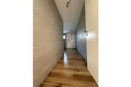 Wohnung zum Kaufen in Edelfingen 379.000,00 € 98 m²