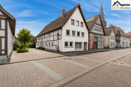 Haus zum Kaufen in Lügde 74.999,00 € 250 m²