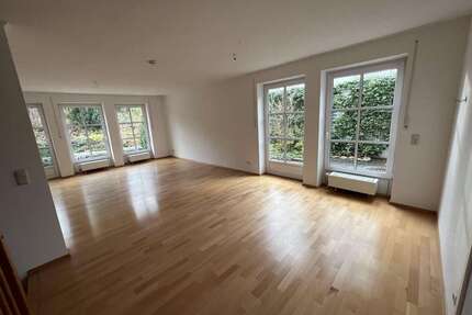 Haus zum Kaufen in Landshut 898.000,00 € 175 m²