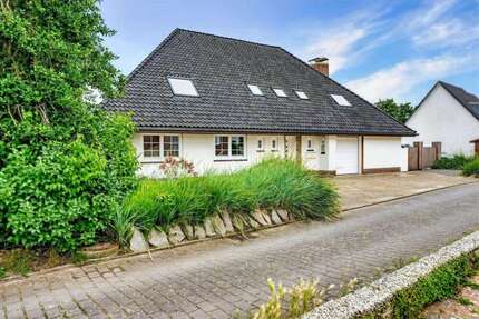 Haus zum Kaufen in Cuxhaven 925.000,00 € 320 m²