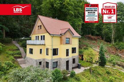 Reserviert! Stilvoll saniertes Einfamilienhaus in besonderer Wohnlage - Porta Westfalica Barkhausen