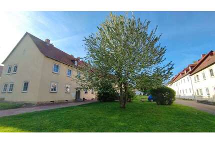 Haus zum Kaufen in Bad Lauchstädt 230.000,00 € 200 m²