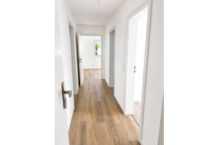 Erstbezug nach Sanierung - moderne 3-Zimmerwohnung im schönen Schwandorf-Ettmannsdorf