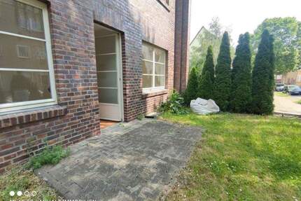 Barrierefreie 1,5-Raumwohnung mit Fahrstuhl und Terrasse in Verbindung mit Pflegedienst - Bitterfeld