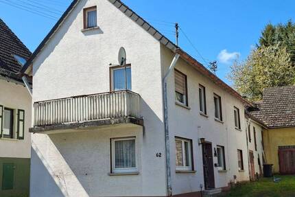 Top-Gelegenheit! Sanierungsbedürftiges Einfamilienhaus in Oberreidenbach zu verkaufen.