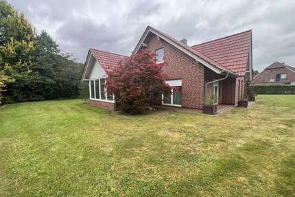 Haus zum Mieten in Westerstede 1.200,00 € 161 m²
