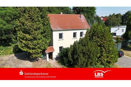 Haus zum Kaufen in Hecklingen 39.000,00 € 109 m²