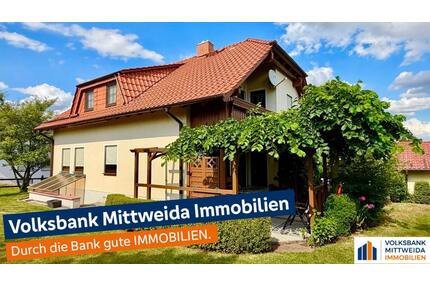 Ein Zuhause zum Verlieben - Einfamilienhaus mit Garten, Kamin & viel Platz - Königsfeld