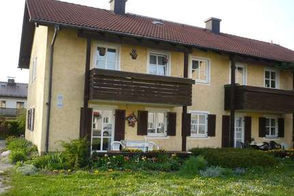 Wohnung zum Mieten in Traunreut 746,00 € 70.41 m²