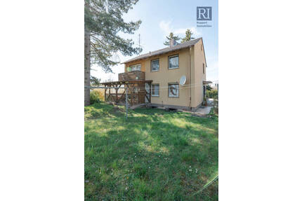 Einfamilienhaus mit 1.000 qm Grundstück und Garage - am Rande des Steigerwaldes - Abtswind