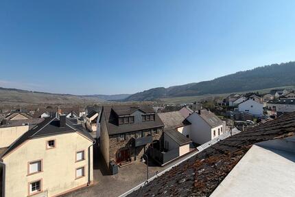 Über den Dächern von Riol - 3 ZKB Dachgeschosswohnung mit Balkon! - Leiwen