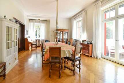 Haus zum Kaufen in Essen Bredeney 2.200.000,00 € 406 m² - Essen / Bredeney