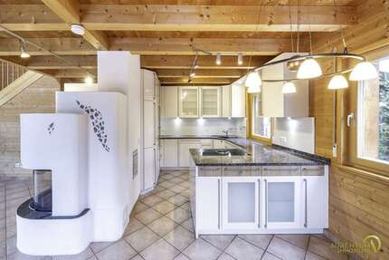 Haus zum Kaufen in Bayerbach 897.000,00 € 250 m²