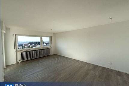 Wohnung zum Kaufen in Sachsenheim 294.000,00 € 71.74 m²