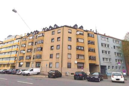 Großzügige, barrierearme 3,5 - Zimmer Wohnung mit 13 m² Balkon und zwei KFZ-Stellplätzen - Nürnberg Rabus