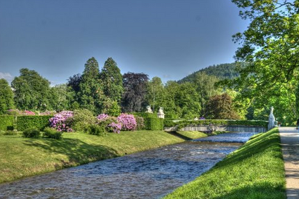 Haus zum Kaufen in Baden-Baden 999.000,00 € 262 m²