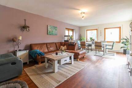 Gestaltungsfreiraum für Ihre Familie: Verwirklichen Sie Ihre Nutzungsideen in idyllischer Lage - Büchenbach