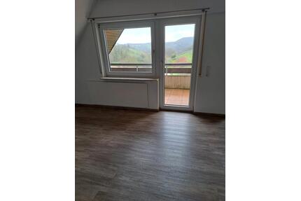 3-Zimmer Wohnung im 2.OG - 900,00&nbsp;EUR Kaltmiete, ca.&nbsp; 80,00&nbsp;m&sup2; in Beilstein (PLZ: 71717)