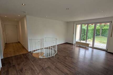 Wohnung zum Kaufen in Wartenberg 333.000,00 € 61.18 m²