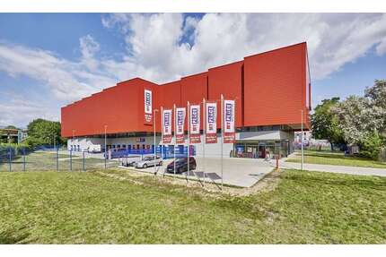 Halle in Berlin 737,00 € 56.63 m²