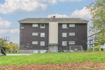Stilvolle 4-Zimmer-Wohnung mit Balkon, Stellplatz & großzügigem Gartenbereich - Leverkusen Bergisch Neukirchen