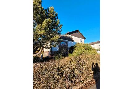 EinfamilienhausDHH von Privat - 340.000,00&nbsp;EUR Kaufpreis, ca.&nbsp; 141,00&nbsp;m&sup2; in Baunatal (PLZ: 34225)