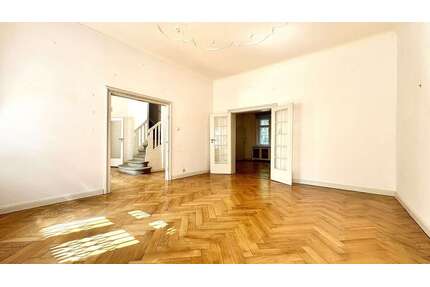 Haus zum Kaufen in Berlin 1.700.000,00 € 220 m²