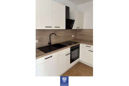 Wohnung zum Mieten in Arnsdorf 600,00 € 46.75 m²