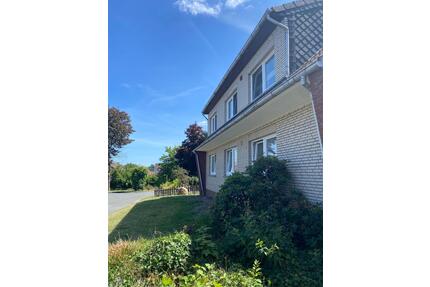 Schöne 4,5 Zimmer Wohnung mit Garten in Langwedel-Daverden