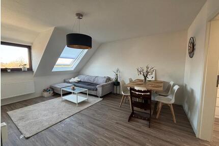 Charmante 3-Zimmer Wohnung im Dachgeschoss - Pleidelsheim