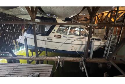Bootschuppen in Fürstenberg, Motorboot Bella 703 Diesel Heku - Fürstenberg/Havel