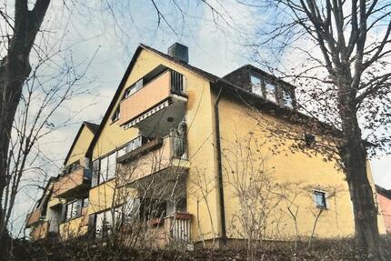 Lichtdurchflutete 2-Zimmer-Wohnung ca. 70 m² in Neuendettelsau