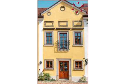 Haus zum Kaufen in Dresden 860.000,00 € 334.41 m²