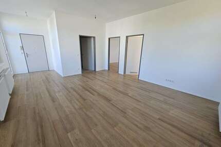 Wohnung zum Mieten in Fredersdorf-Vogelsdorf 870,78 € 64.78 m²