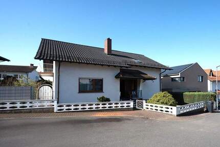 Großzügiges, gepflegtes Einfamilienhaus mit Garten und Garage in Rauenberg-Malschenberg