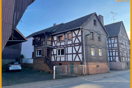 SOLIDES ANWESEN MIT SCHÖNEM GARTENGRUNDSTÜCK! KEINE KÄUFERPROVISION! - Gemünden (Felda) Elpenrod