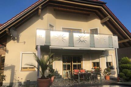 Exklusives Einfamilienhaus mit Pool und traumhafter Aussicht - Erbendorf Pfaben